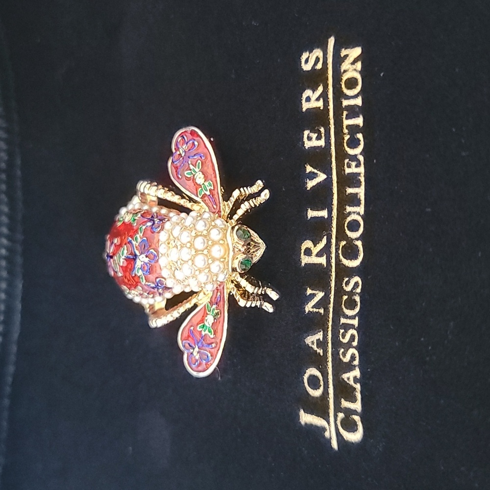Joan Rivers vintage "Crimson and Bows" bee brooch